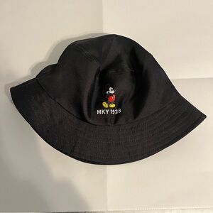 Disney Mickey Mouse, black bucket hat one size 200% polyester.